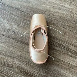 (3) Pairs Freed of London 6.5 xxx pointe shoes